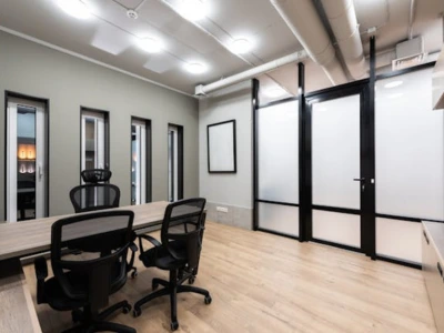 ابواب زجاجية داخلية